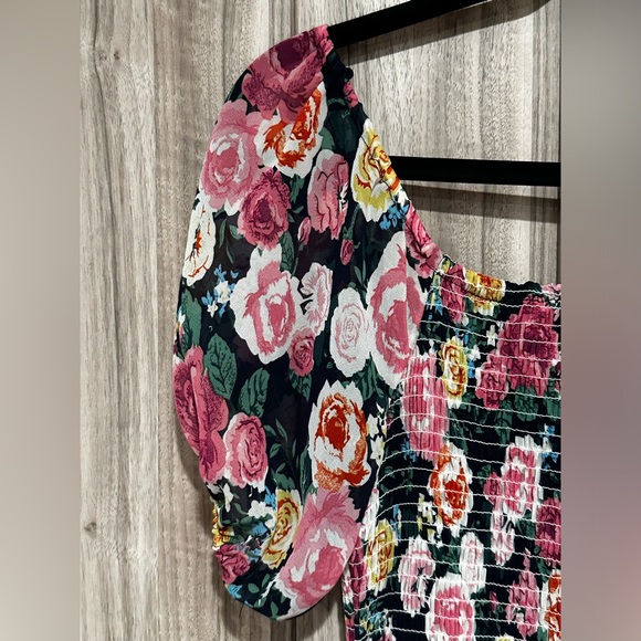 Floral Print Off Shoulder Ruffle Hem Shirred Bodycon Dress - Picture 6 of 9